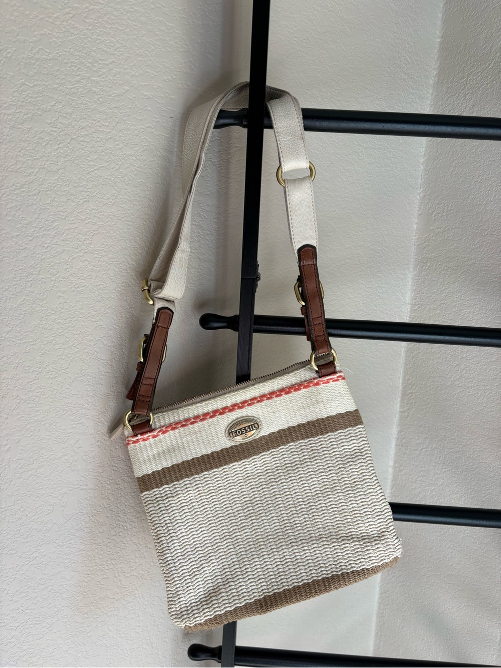 Vintage Fossil Explorer crossbody